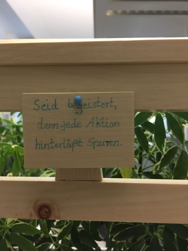 Motto Leitsatz eines Teams im Vertrieb